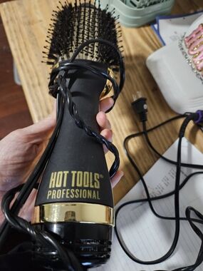 Hot Tools Professional Gold & Black Round Brush Blow Dryer